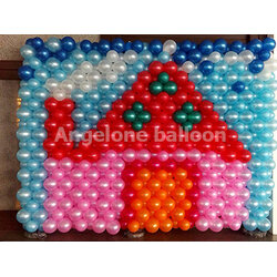 กำแพงลูกโป่ง บ้านนี้มีรัก