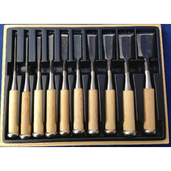 YASUSHI HANYU Japanese White Steel #2 bench chisel set from Niigata Prefecture - สิ่วญี่ปุ่น ชุด 10 เล่มในกล่องไม้ ตีโดยช่างตีเหล็ก Yasushi Hanyu จากเมืองนีงาตะ (Made in Niigata Prefecture, Japan)