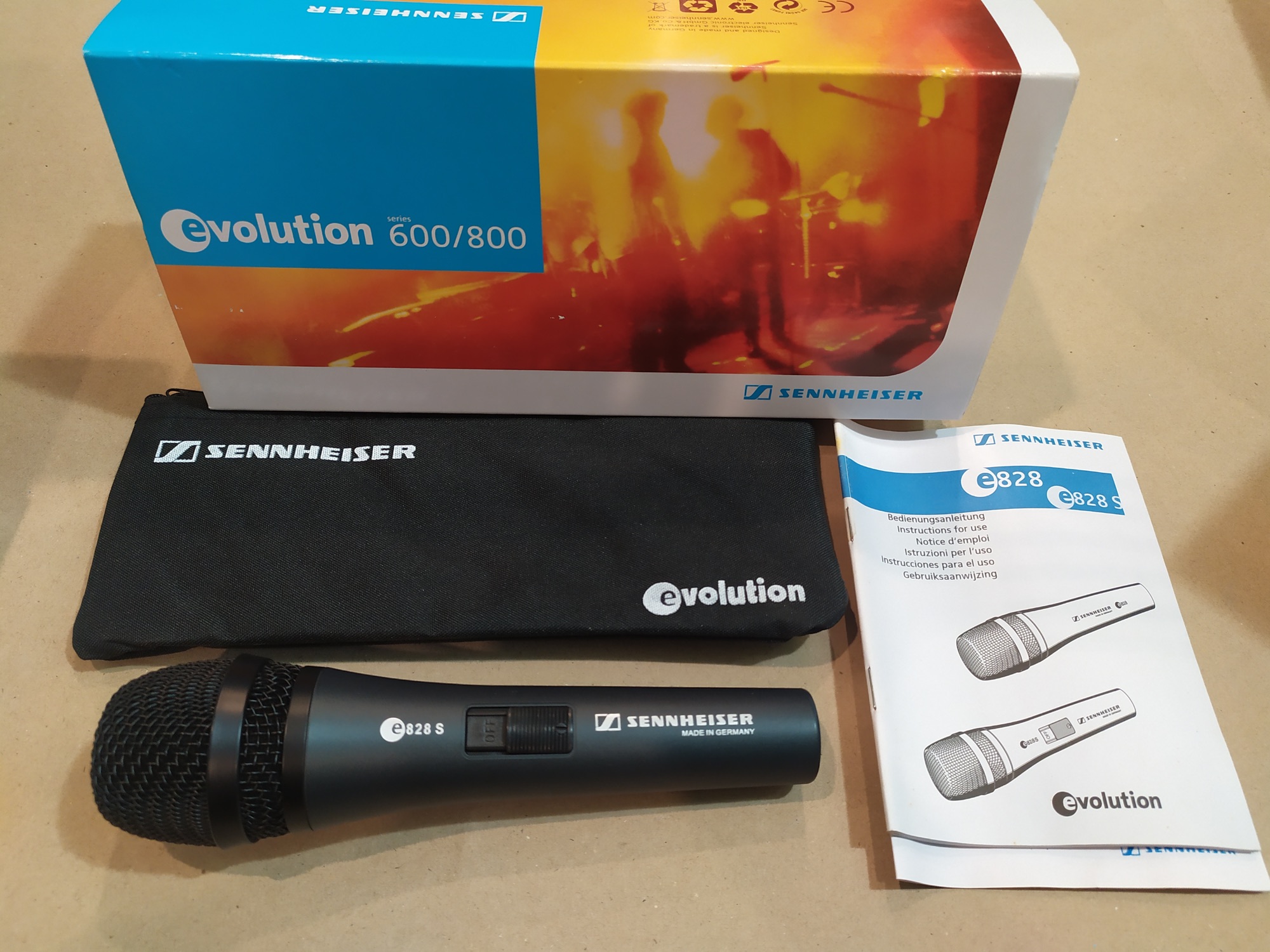 sennheiser e828 S [Silver Metallic]