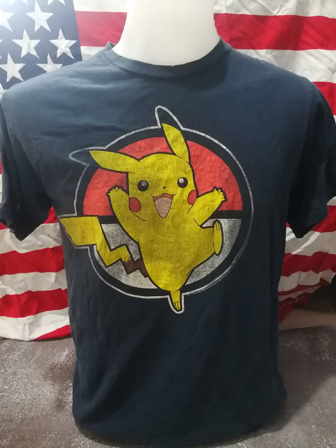 เสื้อยืดวินเทจมือสอง Vintage ลายการ์ตูนปิกาจู Pikachu งานป้ายผ้าเก่า สินค้าพร้อมส่ง