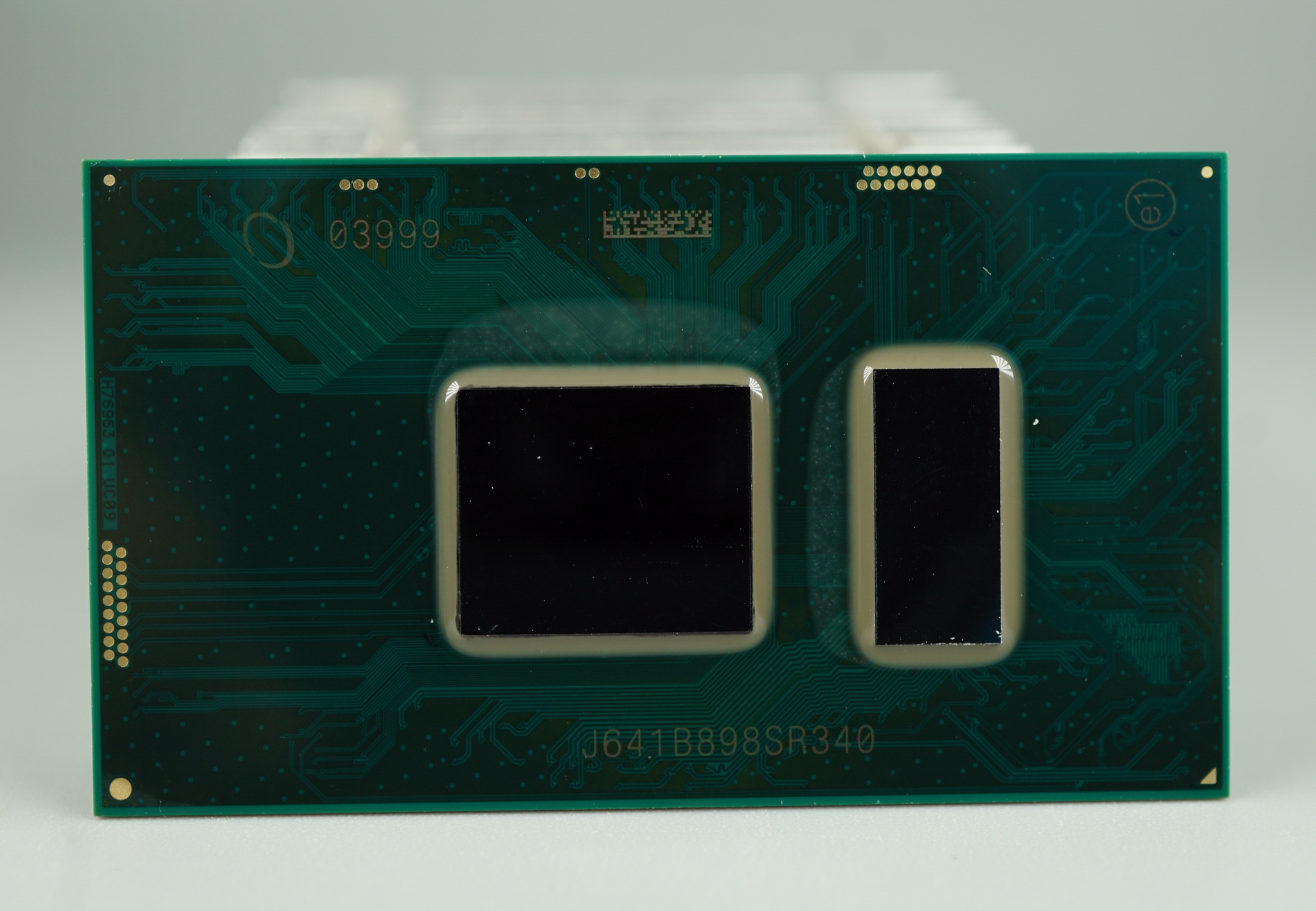SR340 (Intel Core i5-7300U)