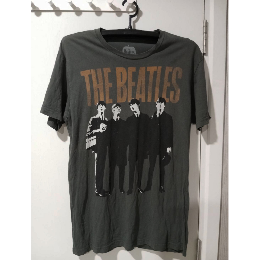 เสื้อวง THE BEATLES เดอะบีเทิลส์ ป้ายงานเก่า มือสอง