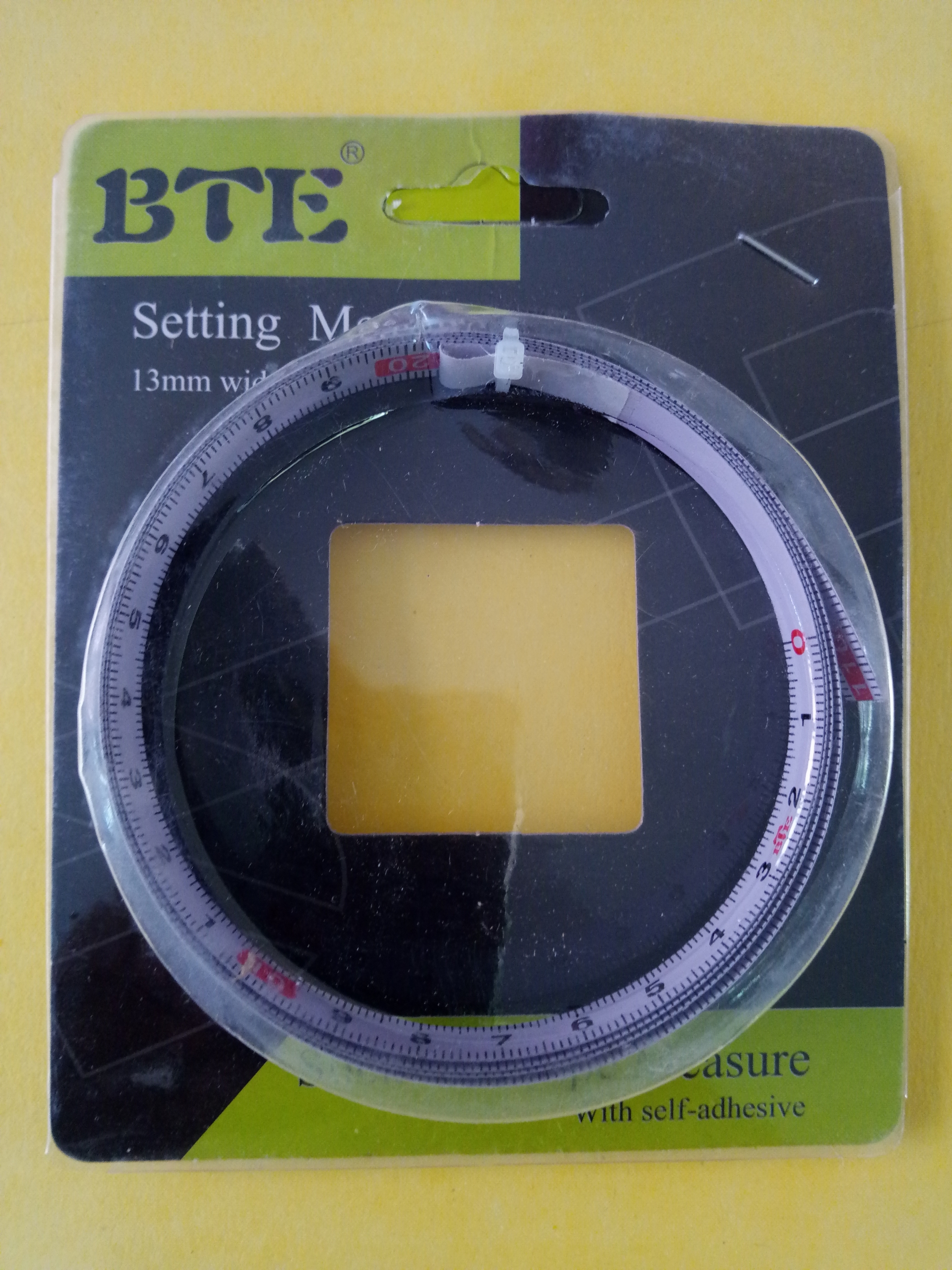 BTE 1.1 Meter Self Adhesive Measuring Tape (R to L)- เทปวัดระยะมีแถบกาวในตัวด้านหลัง อ่านระยะจากขวาไปซ้ายยาว 1.1 ม.