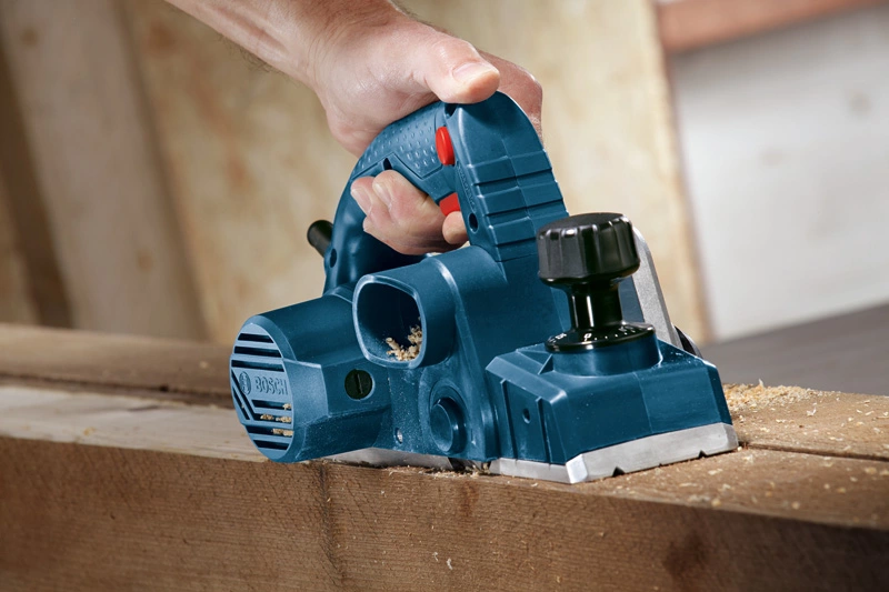 BOSCH GHO 6500 Corded 3-1/4 Inch Wood Planer - กบไสไม้ไฟฟ้าขนาด 3-1/3 นิ้ว บ็อช รุ่น GHO 6500