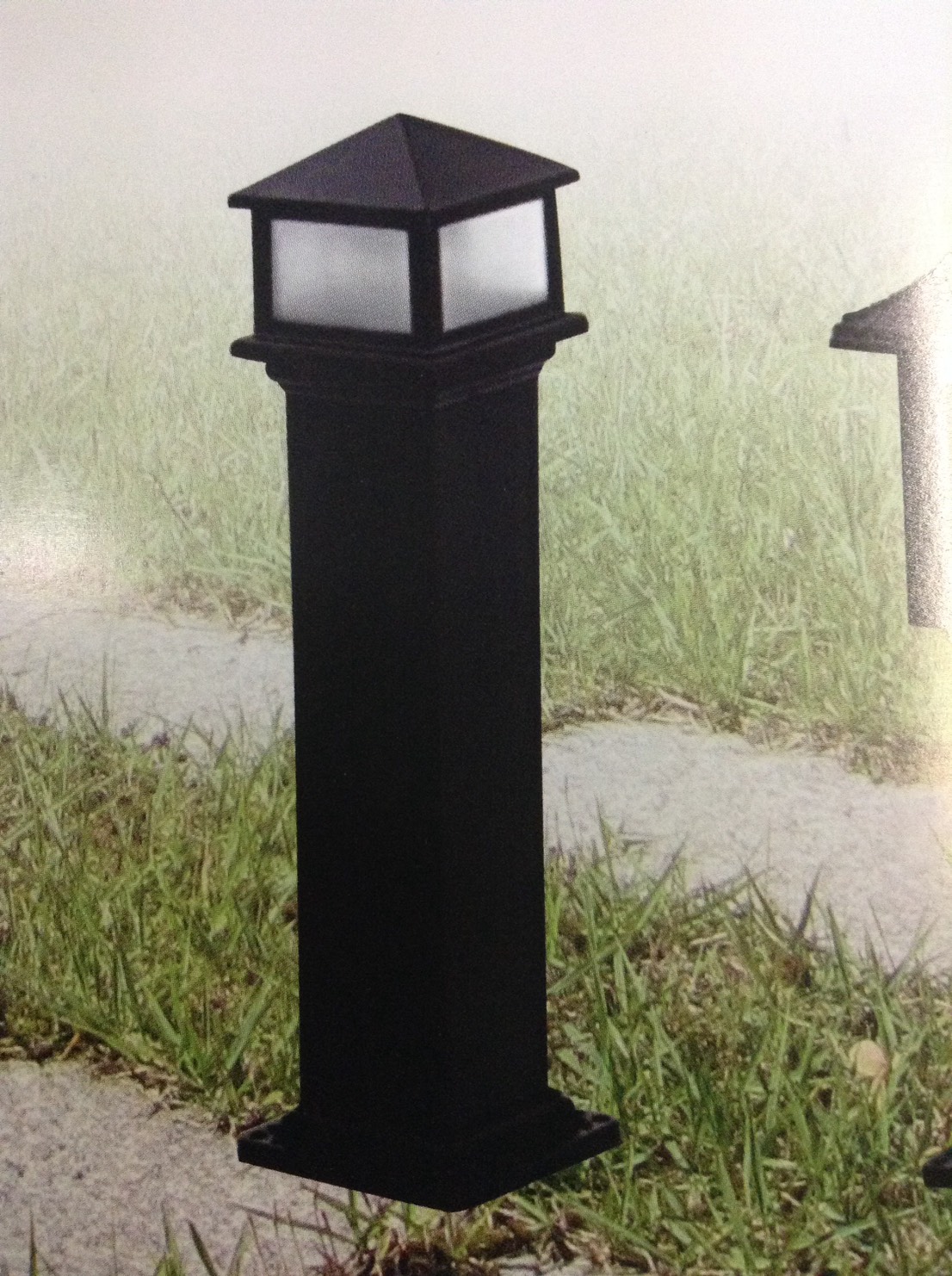 โคมไฟ BOLLARD