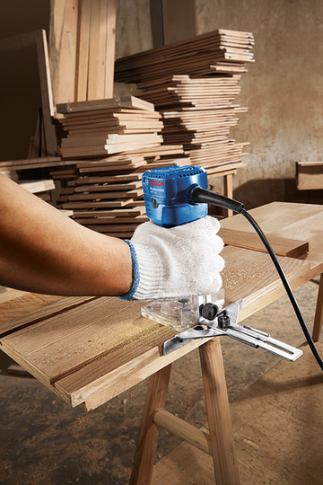 BOSCH GKF 550 1/4-inch Mini Router/ Trimmer - เครื่องเซาะร่องหัวจับดอกขนาด 1/4 นิ้ว - 06016A00K0