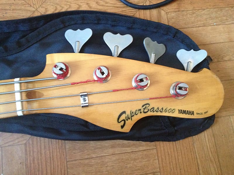 Super Bass 600 By Yamaha