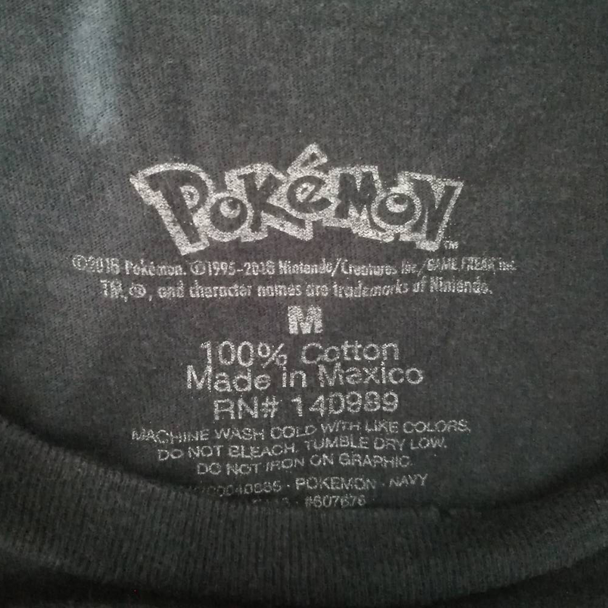 เสื้อยืดวินเทจมือสอง Vintage ลายการ์ตูนปิกาจู Pikachu งานป้ายผ้าเก่า สินค้าพร้อมส่ง