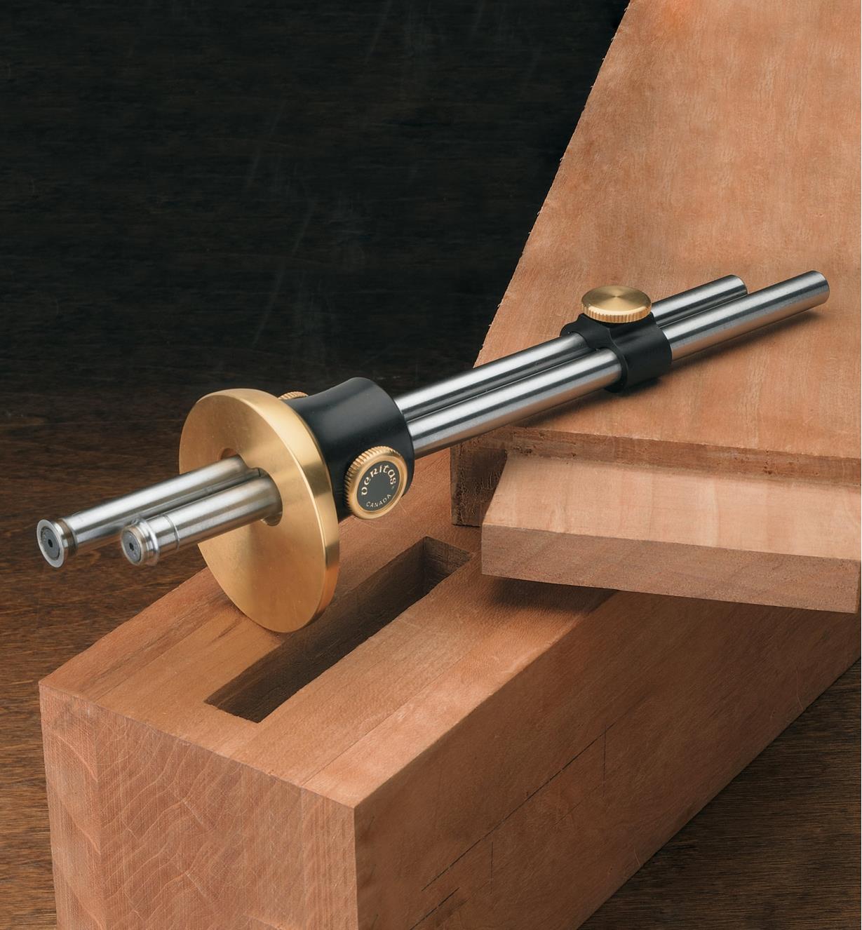 VERITAS 05N7010 Dual Marking Gauge and Shaft Clamp- ขอขีดไม้ใบมีดล้อกลมแบบ 2 แกนพร้อมแคล้มป์ - 05N7010