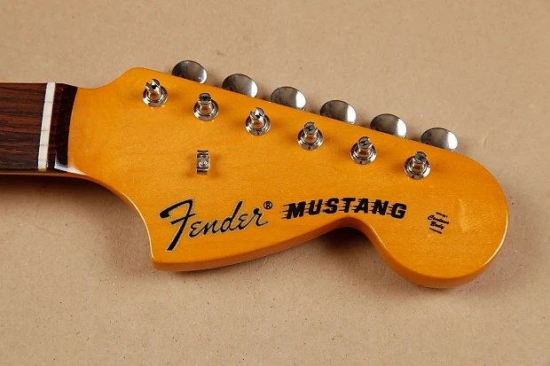 Fender Mustang Re'69