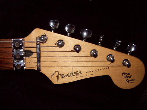 Fender Stratocaster Floyd Rose Squier Series