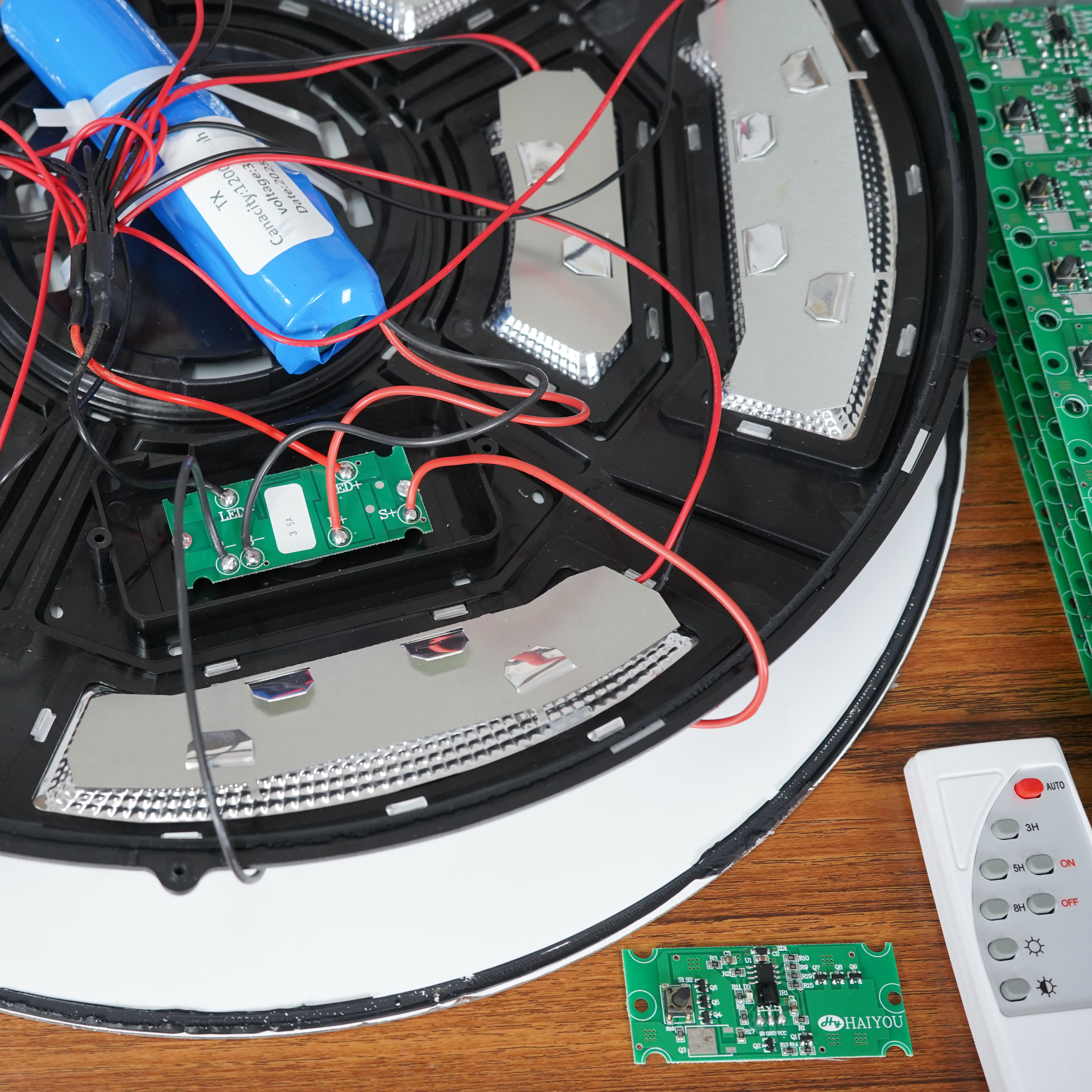 บอร์ดคอนโทล สำหรับโคมไฟโซล่าเซลล์ ไฟถนน UFO