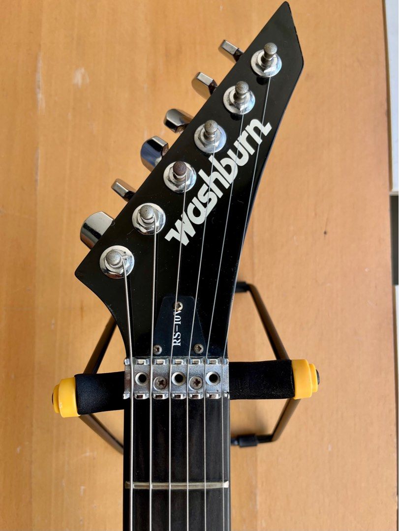 Washburn Rs
