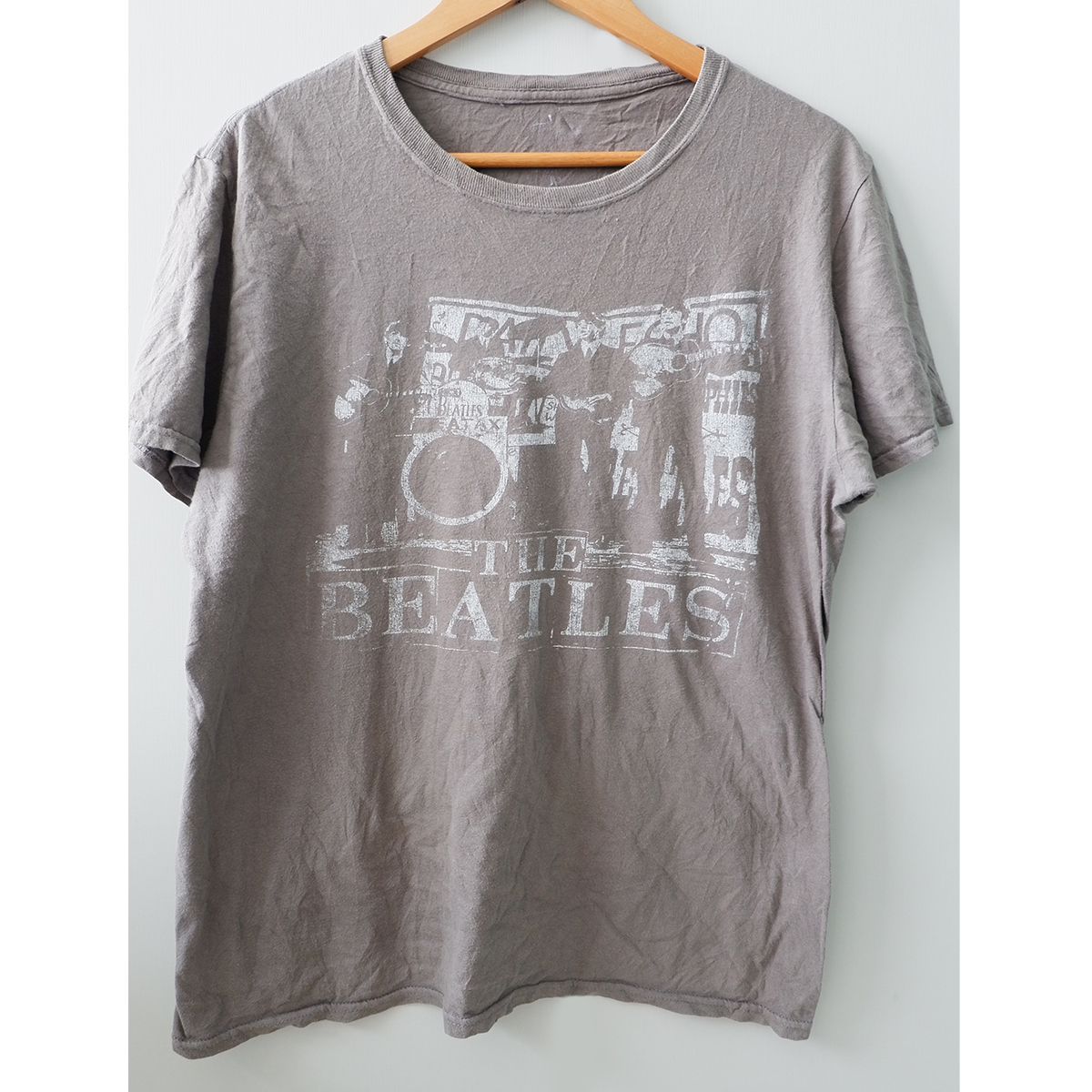 เสื้อวง The Beatles เสื้อวงร็อค เดอะ บีทเทิล เสื้อวง เสื้อยืดบีทเทิล เสื้อวินเทจ Vintage Band T-shirts มือสอง