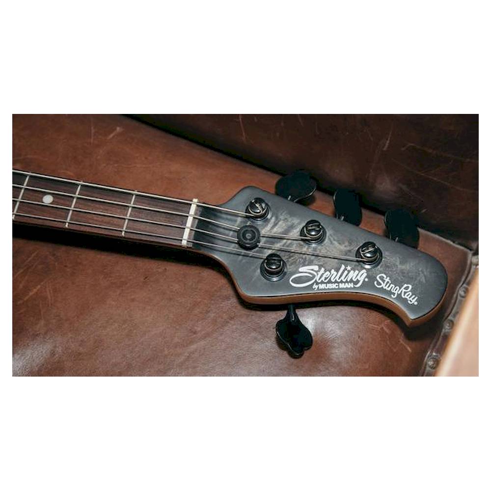 Sterling Stingray Ray34 [Silver Metallic]