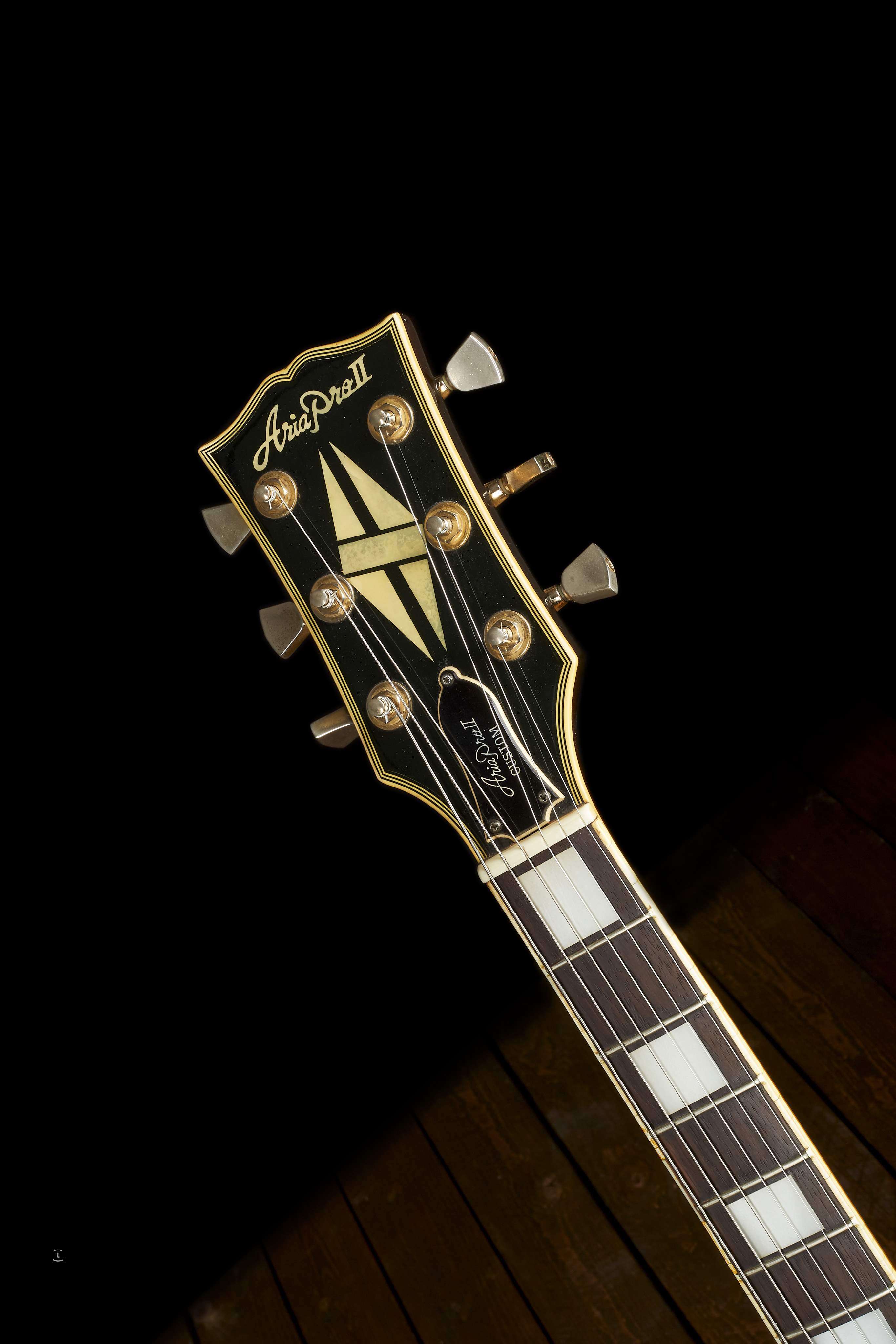 Aria Pro II Les Paul Custom [Silver Metallic]