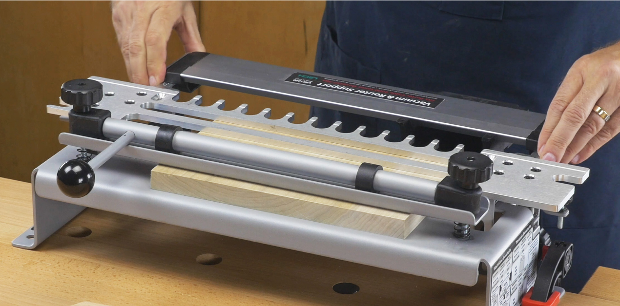 LEIGH VRS1200 Vacuum & Router Support for Porter-Cable 4200 Series (4210, 4212 และ 4216) Dovetail Jigs - ชุดดูดฝุ่นและฐานรองรับเร้าเตอร์สำหรับจิ๊กทำเดือยหางเหยี่ยว Porter Cable * (Made in Canada)