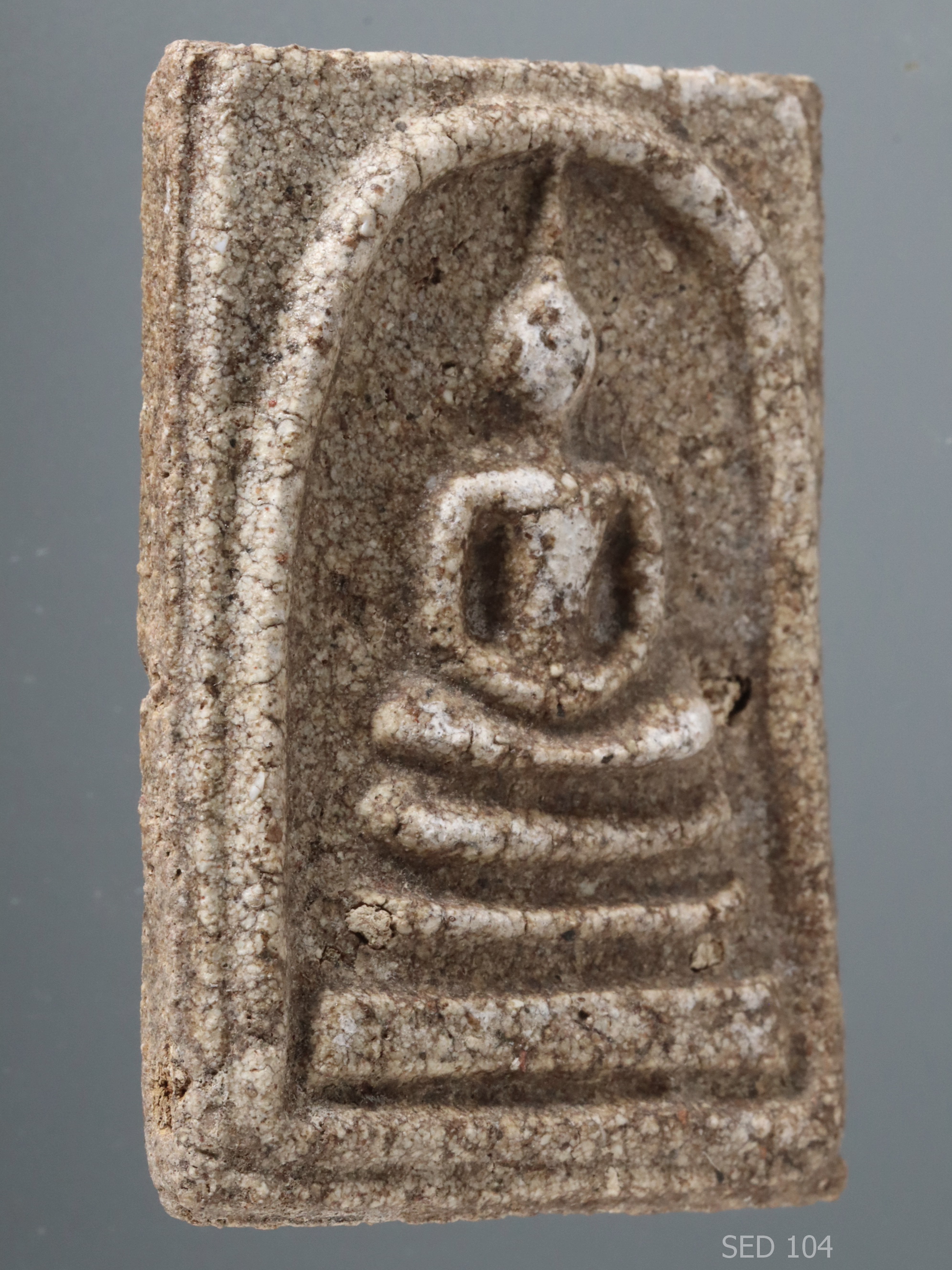 พระสมเด็จฯ กรุวัดสะตือ พิมพ์ใหญ่ ช่างหลวง (เกศจรดซุ้ม) SED 104