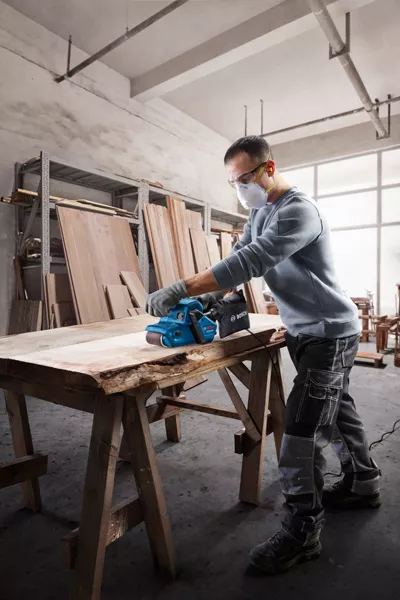 BOSCH GBS 750 Corded Sander - เครื่องขัดกระดาษทราย 3 นิ้ว บ๊อช รุ่น GBS 750 - 06012C10K0