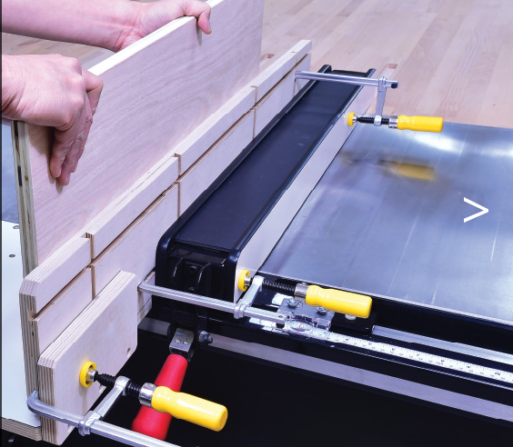 MICROJIG DVC-525K2 MATCHFIT Dovetail Clamp รุ่น DVC-525K2 -แคล้มป์แขนยึดทรงหางเหยี่ยว 2 อัน/ชุด ใข้ยึดราง Track Saw ของ Festool, Makita ได้ (Made in U.S.A.)