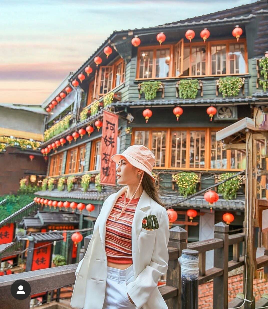 หมวกบักเก็ตแบบมีสายรัด หมวกbucketผูกคาง หมวกปีกกว้างผ้าพีชคอตตอน size : 58cm.