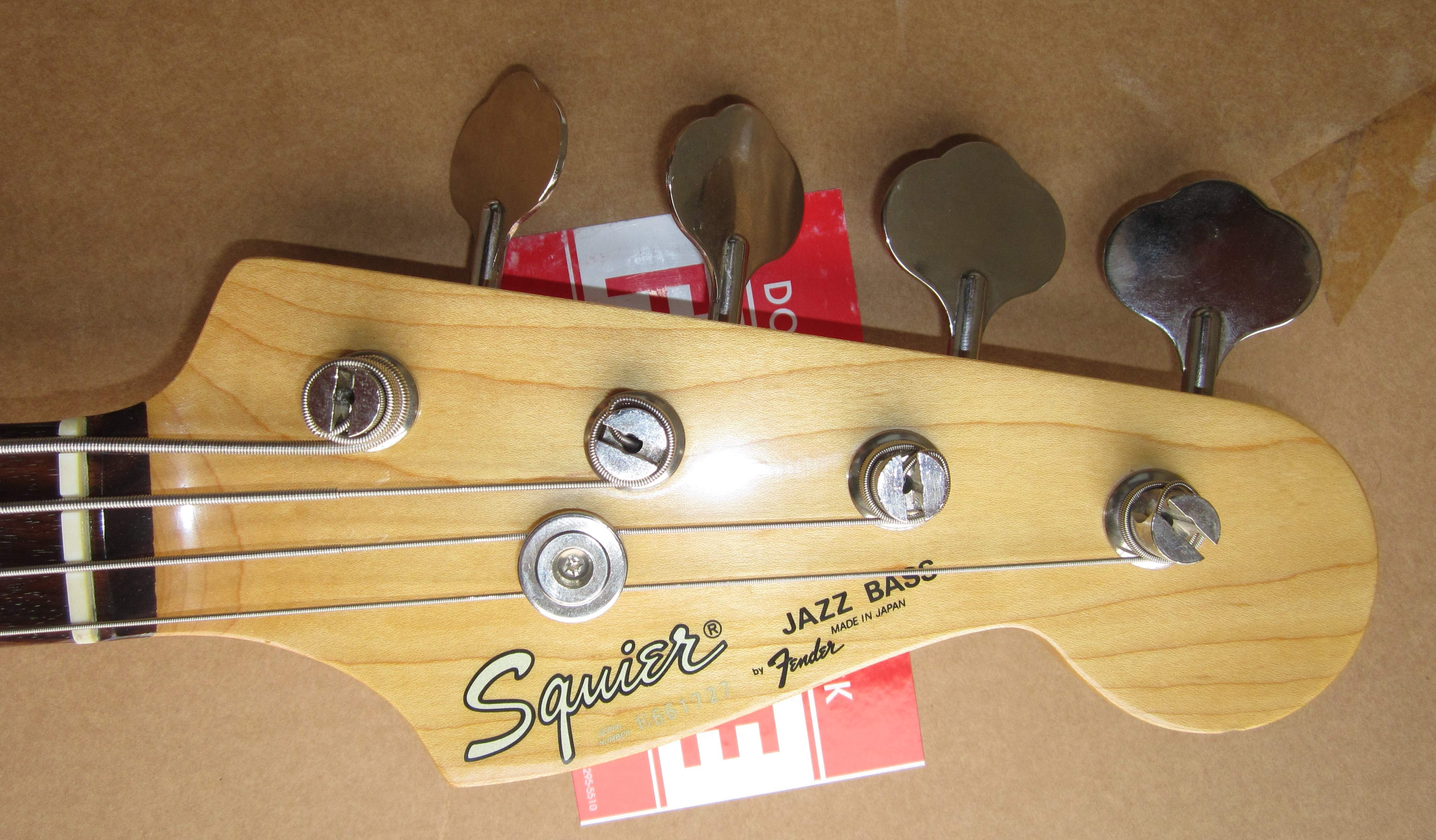 Squier Jazz Bass Silver Series Japan