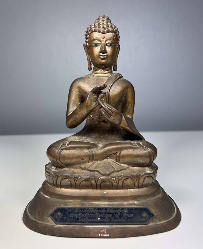 พระบูชาปางสนเข็ม วัดเวฬุราชิน ปี 2497 อ.ชุม ไชยคีรี