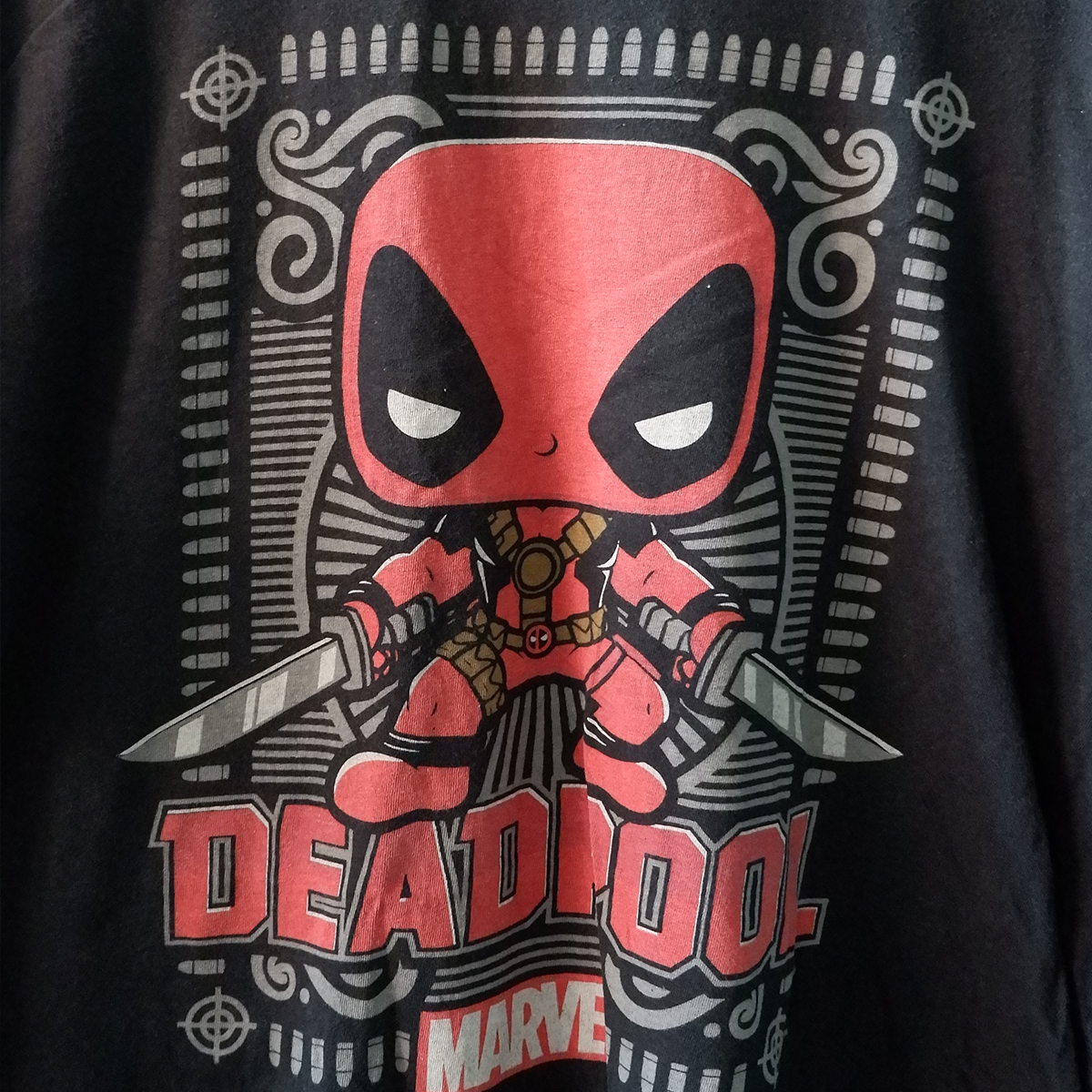 เสื้อยืดวินเทจมือสอง Vintage T-Shirt ลายการ์ตูน deadpool เดดพูล งานป้าย Marvel