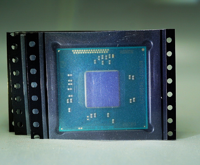 SR1W2 (Intel Mobile Pentium N3530)
