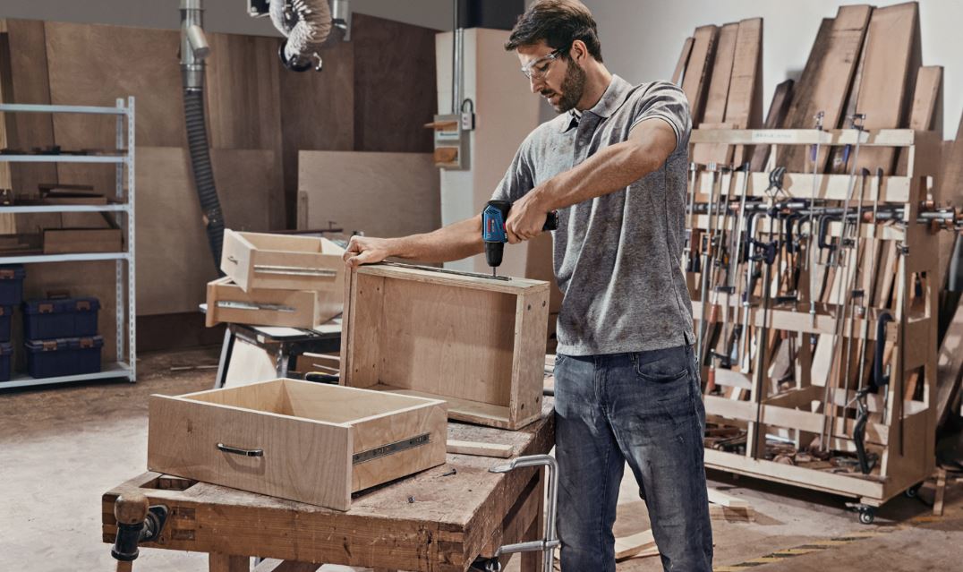 BOSCH GSR 12V-30 Drill and Driver - สว่าน/ไขควงไฟฟ้าไร้สาย Li-Ion 12V (แบต 2.0Ah x2 ก้อน ชุดชาร์ทเร็ว) -06019G90K0