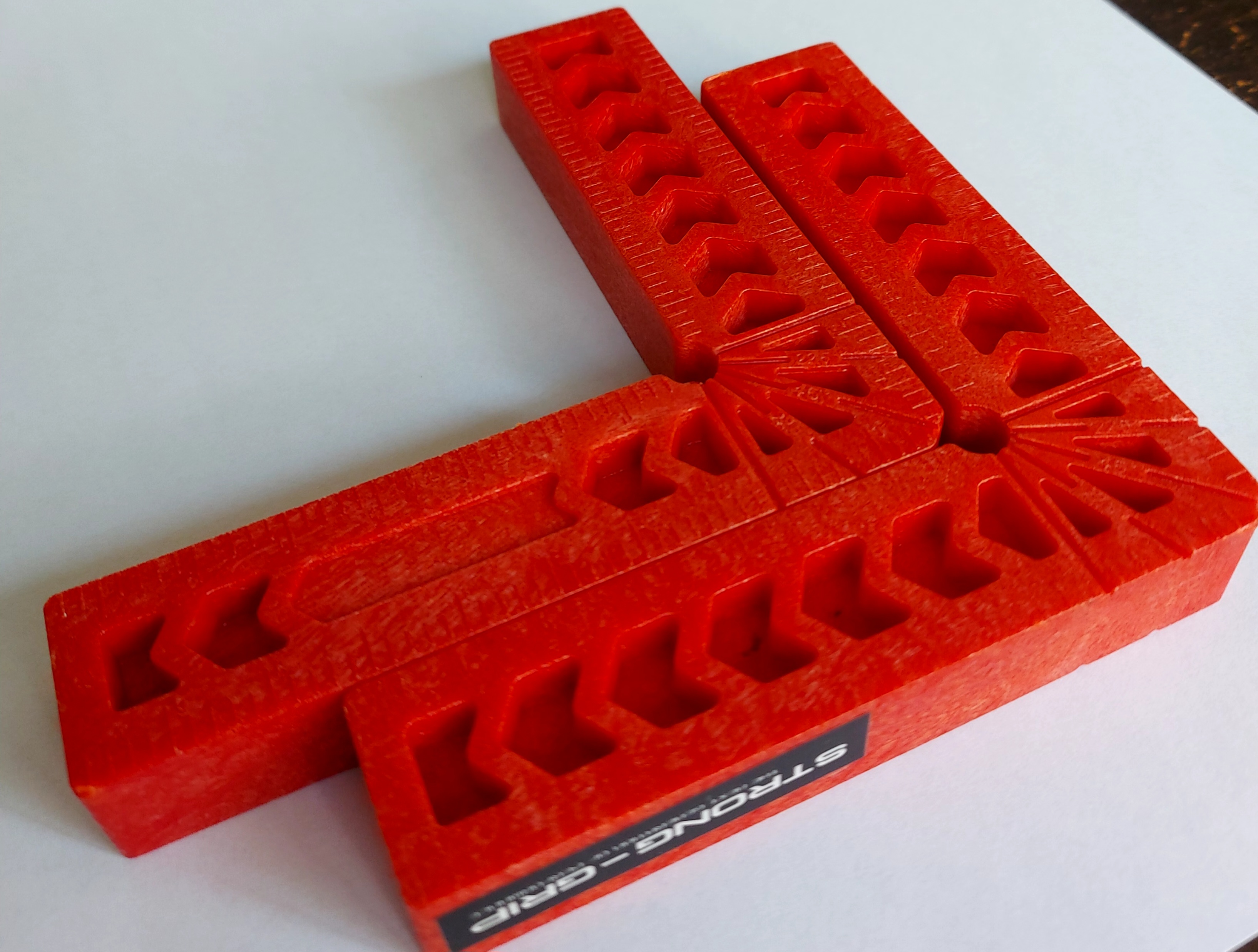 STRONG-GRIP Corner Clamps for Woodworking - แคล็มป์เข้ามุมฉากไม้ STRONG-GRIP