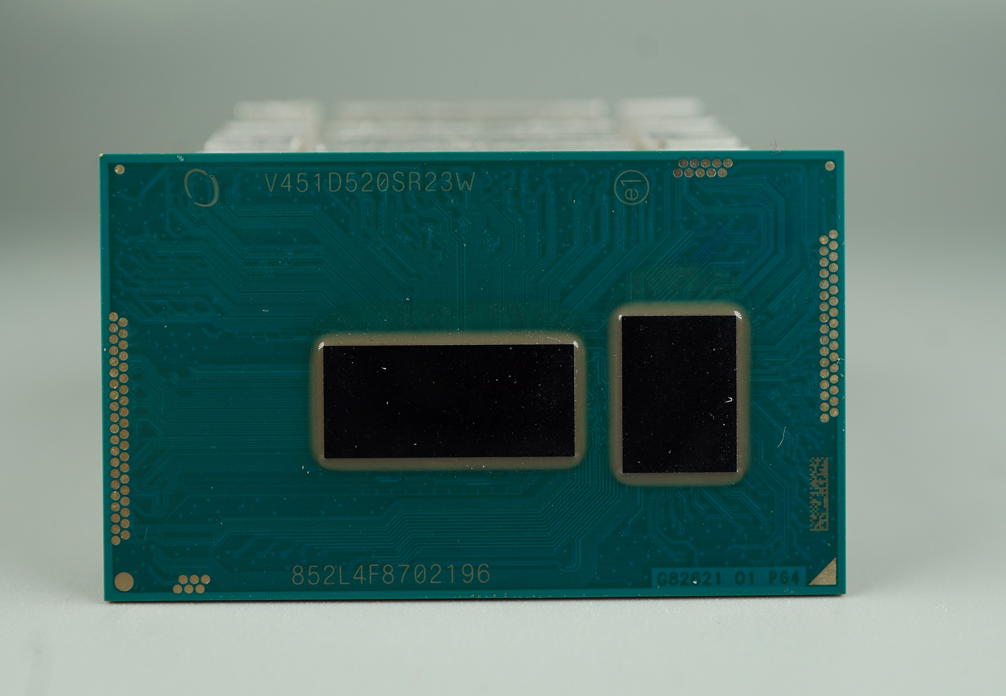 SR23W (Intel Core i7-5500U)