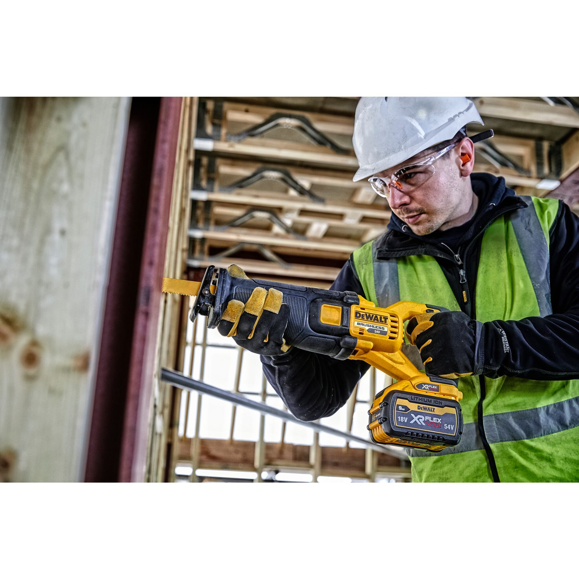 DEWALT DCS389N-KR FLEXVOLT Cordless Reciprocating Saw without Battery and charger - เลื่อยชักไร้สายไร้แปรงถ่าน ดีวอล์ท DCS389N-KR (ตัวเปล่า - ไม่มีแบตเตอรี่ ไม่มีแท่นชาร์จ)