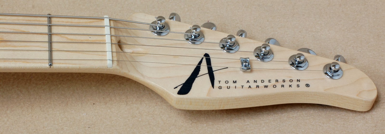 Tom Anderson Guitar