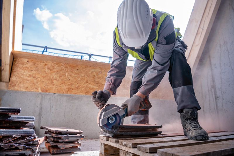 BOSCH GWS 18V-180 PC 180mm (7-inch) Cordless Angle Grinder BitTurbo - เครื่องเจียร 180มม (7 นิ้ว) ไร้สายมอเตอร์ไร้แปรงถ่าน BOSCH รุ่น GWS 18V-180 PC (เครื่องเปล่า ไม่มีแบตเตอรี่ ไม่มีแท่นชาร์จ) - 06019H6E01