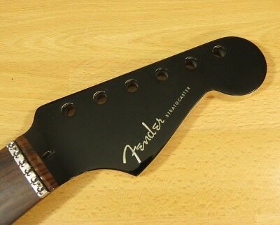 Fender Stratocaster American Elite Deluxe [Silver Metallic]