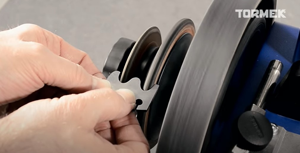 TORMEK SVP-80 Profile Knife jig - ชุดจิ๊กลับคมมีดโปรไฟล์ของเครื่องเพลาตั้ง Tormek รุ่น SVP-80 (สินค้าสั่งซื้อล่วงหน้า Pre Order)