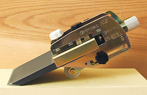 GRINTEC K2 - Sharpening Guide Designed for Japanese Plane Irons จิ๊กสำหรับลับใบกบญี่ปุ่นโดยเฉพาะ
