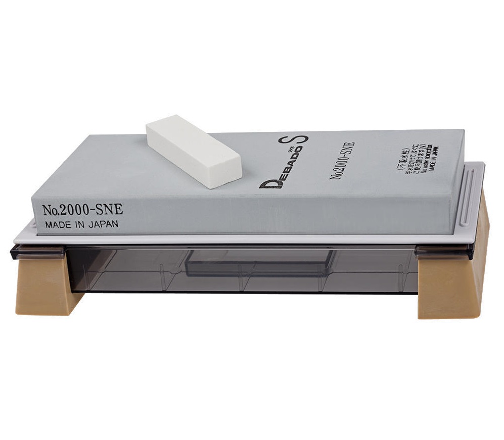 SUEHIRO DEBADO S Professional-use Whetstone for knives, Grit 6000 3000 1500 1000 600 and 320 - หินลับมีดสำหรับเชฟมืออาชีพ SUEHIRO รุ่น DEBADO S ความละเอียด 6000 3000 1500 1000 600 และ 320 grit