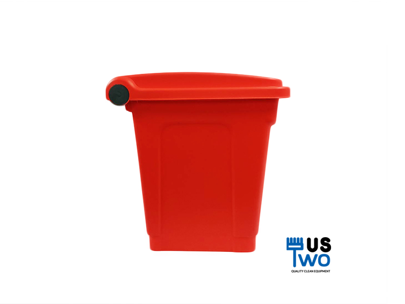 ถังขยะแบบเหยียบ ทรงเหลี่ยม 30 ลิตร