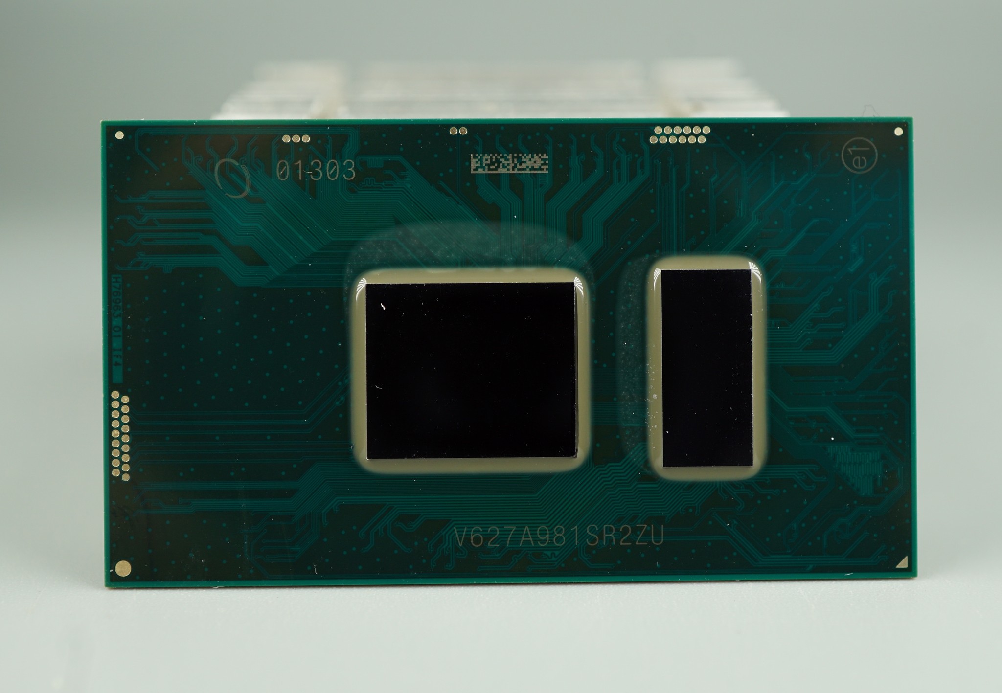 SR2ZU (Intel Core i5-7200U)