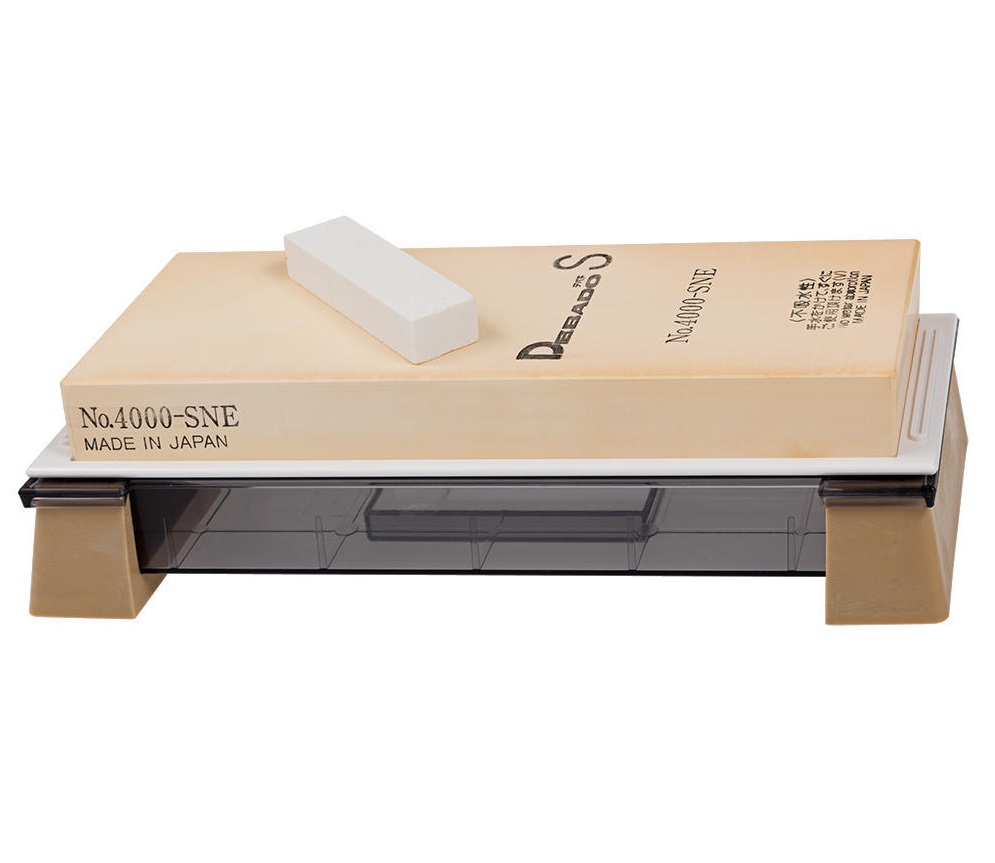 SUEHIRO DEBADO S Professional-use Whetstone for knives, Grit 6000 3000 1500 1000 600 and 320 - หินลับมีดสำหรับเชฟมืออาชีพ SUEHIRO รุ่น DEBADO S ความละเอียด 6000 3000 1500 1000 600 และ 320 grit