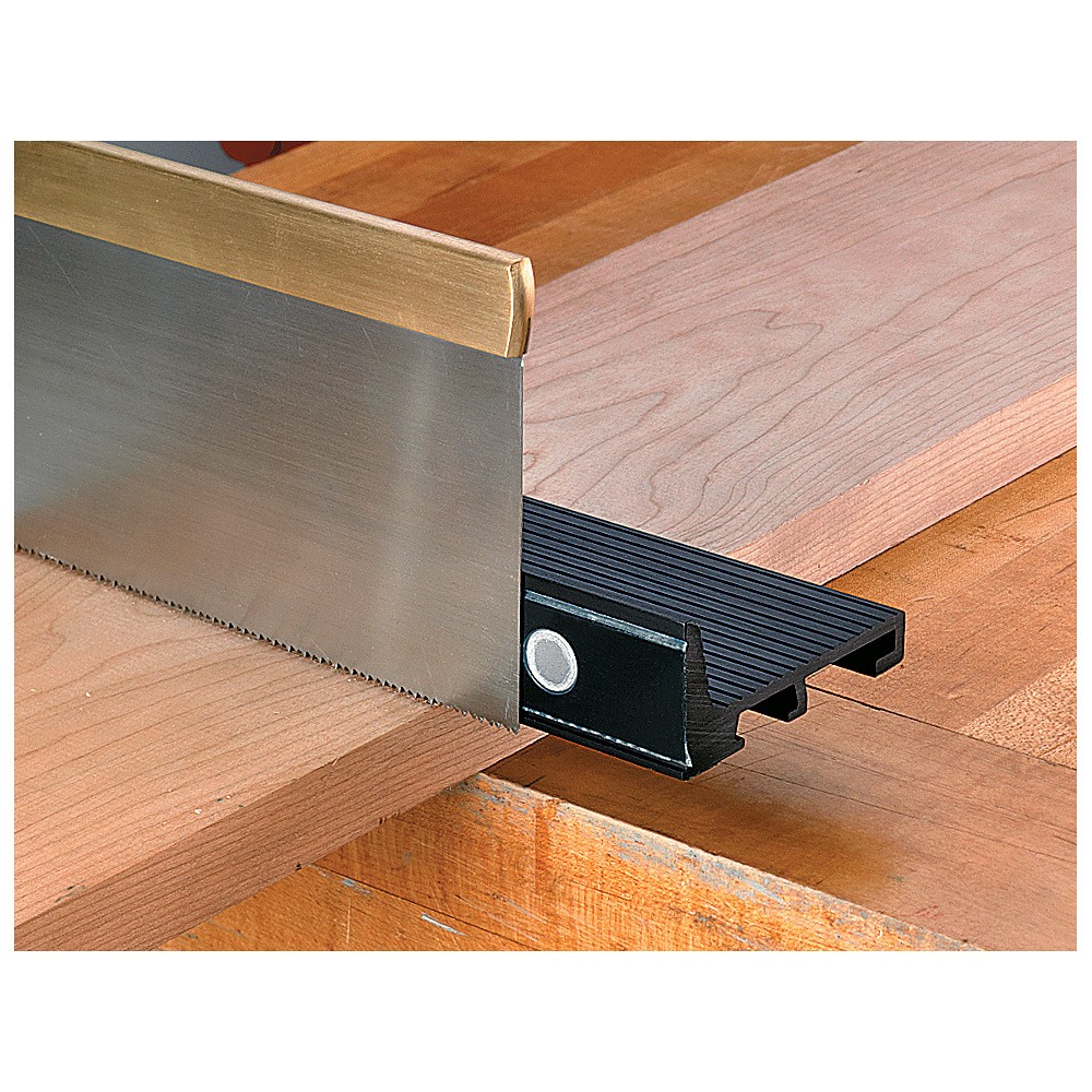 VERITAS Magnetic Saw Guide, 8-inch (200mm.)/ 14-inch (350mm) - รั้วนำตัดบังคับด้วยแม่เหล็กให้เลื่อยมือได้ตรงแนว ขนาด 8 นิ้ว (200 มม.) และ 14 นิ้ว (350 มม.) พร้อมแคล้มป์ขนาด 2 นิ้วให้เลือกซื้อ (Made in Canada)