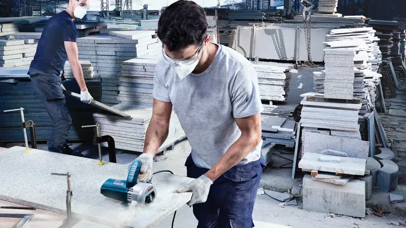 BOSCH GDC 140 - 110mm (4-3/8-inch) Diamond Concrete, Tile and Marble Cutter - เครื่องตัดกระเบื้องแบบเพชร ขนาด 110มม (4-3/8 นิ้ว) - 06013A40K0