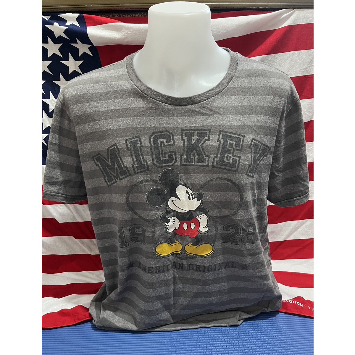 เสื้อยืดวินเทจมือสอง Vintage T-Shirt เสื้อยืดมิกกี้เมาส์ วินเทจ Mickey Mouse งานป้าย Disney