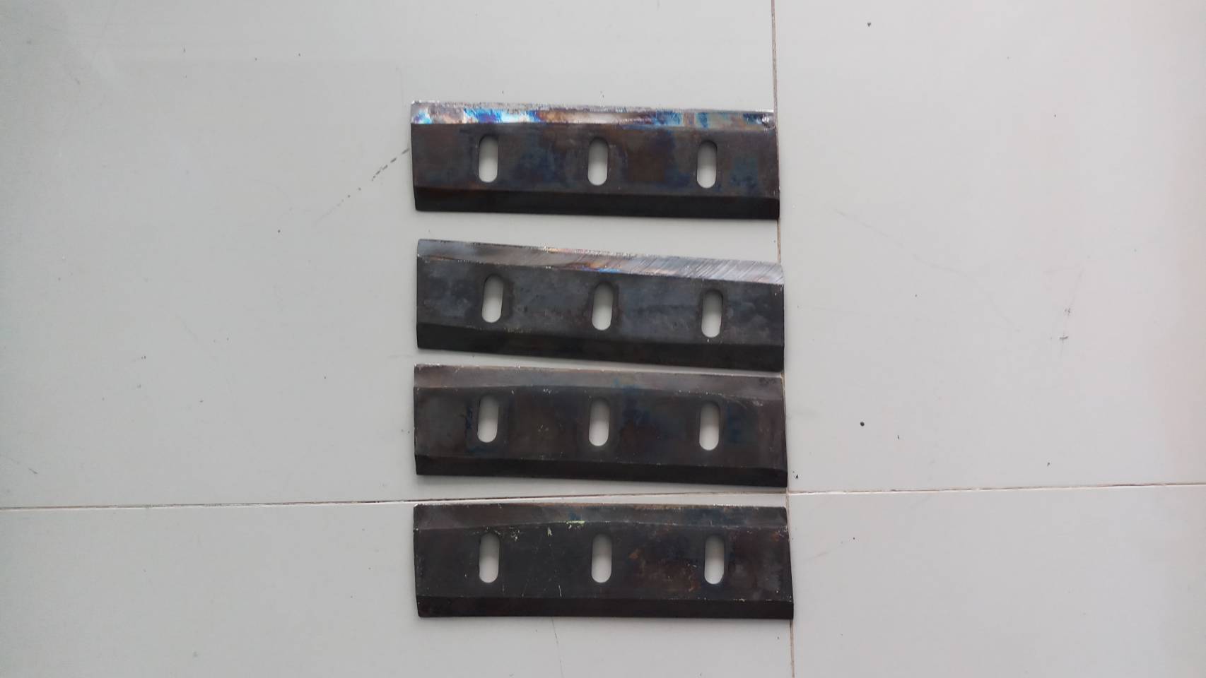 อะไหล่ ใบมีดเครื่องสับหญ้า จำนวน 4ใบ