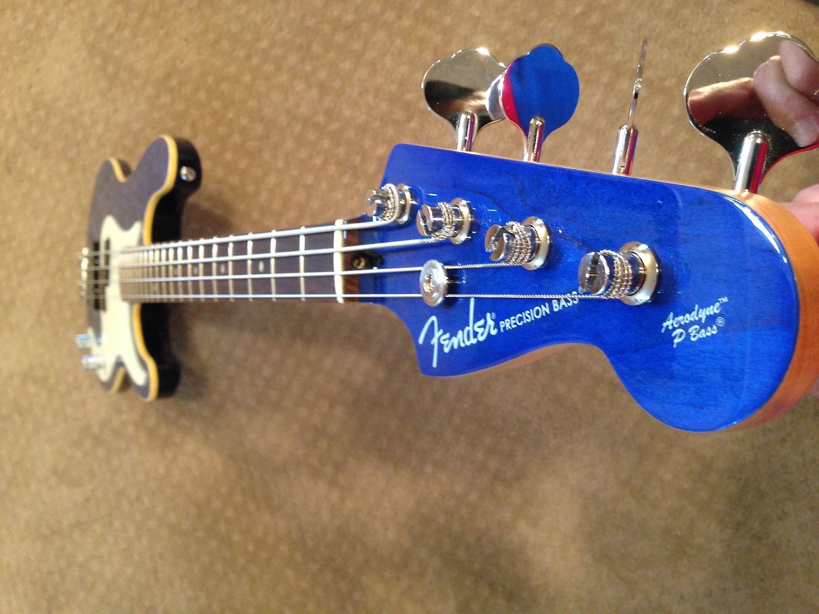 Fender Precision Bass Aerodyne [Silver Metallic]