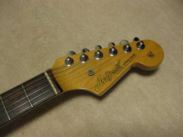 Aria Pro Strikin Sound