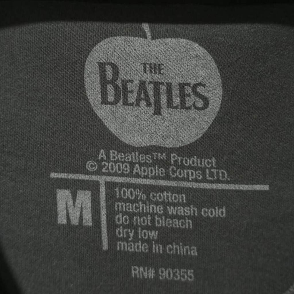 เสื้อวง THE BEATLES เดอะบีเทิลส์ ป้ายงานเก่า มือสอง