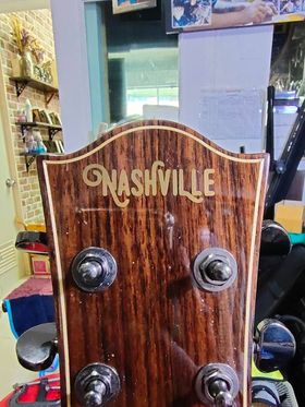 Nashville Acoustic [Gold Metallic]